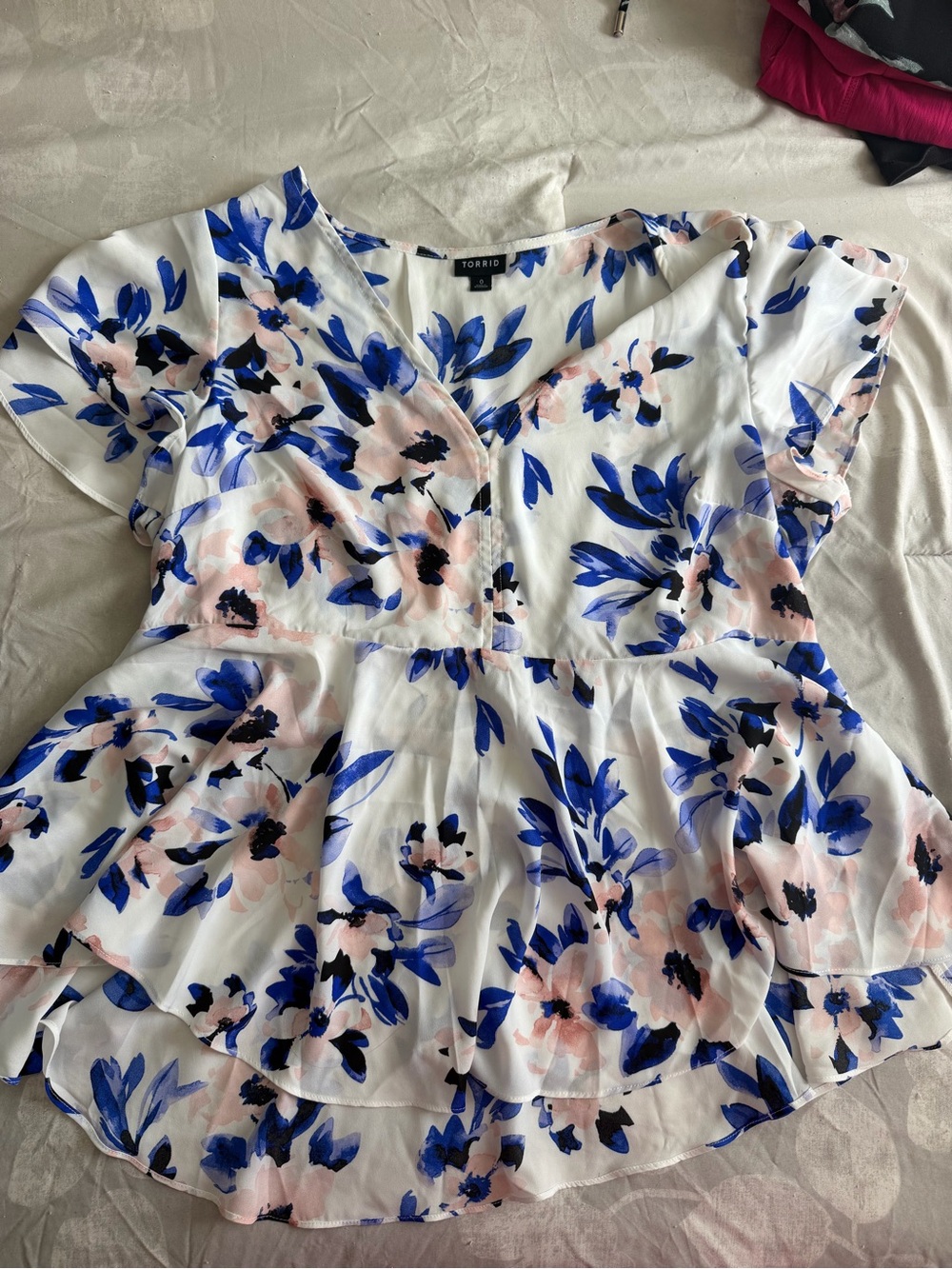 torrid White Floral Peplum Top with Blue and Pink Blooms